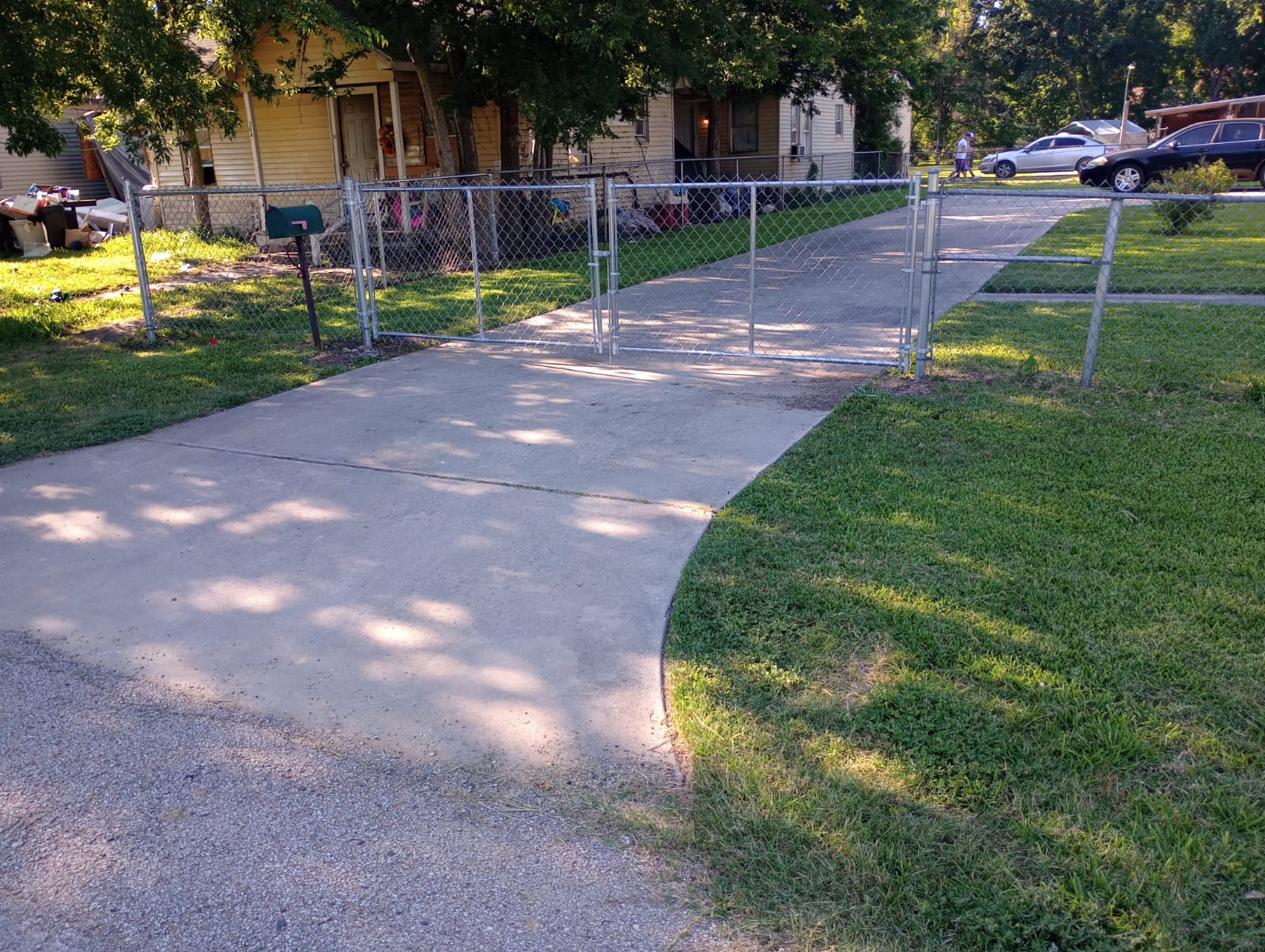 6-Foot Chain Link Fence Installation in Fulshear TX - Image 5